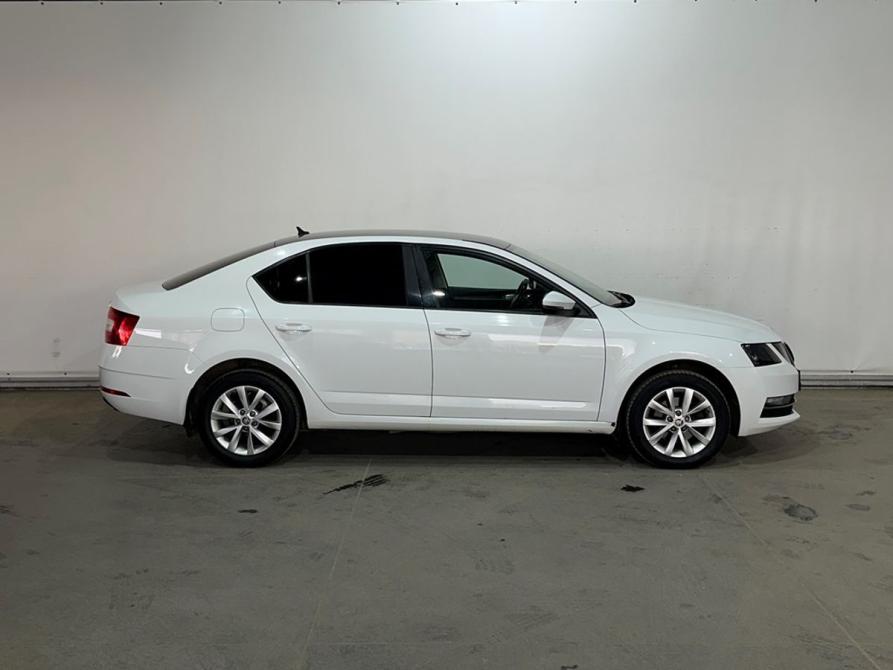 Skoda Octavia III (A7) Рестайлинг Москва  - изображение 8