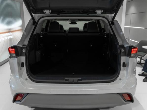 Toyota Highlander IV (XU70) с пробегом 2025 года, цена 5 550 000 рублей, 26 км, внедорожник, Автокод Объявления