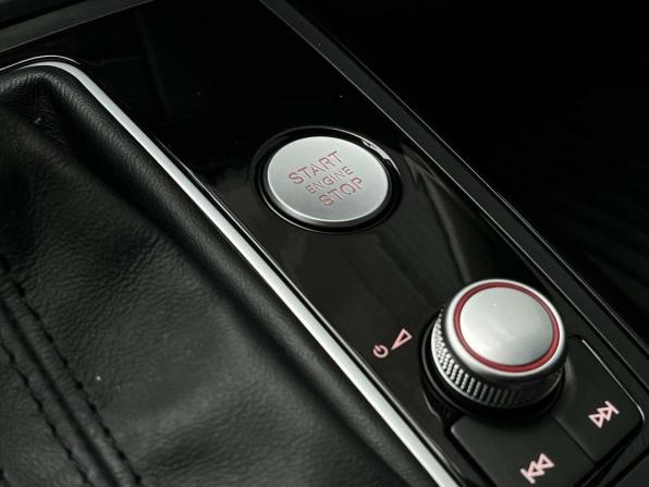Audi A6 IV (C7) с пробегом 2014 года, цена 1 359 000 рублей, 157571 км, седан, Автокод Объявления