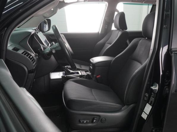 Toyota Land Cruiser Prado 150 Series Рестайлинг 3 с пробегом 2021 года, цена 4 664 000 рублей, 140196 км, внедорожник, Автокод Объявления