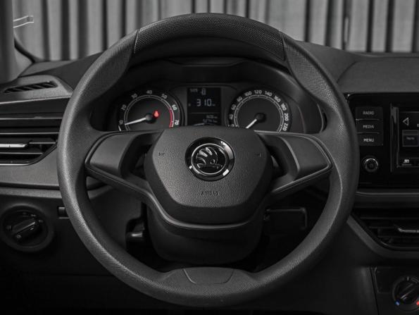 Skoda Rapid II с пробегом 2021 года, цена 1 650 000 рублей, 52741 км, лифтбек, Автокод Объявления