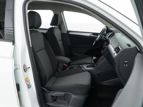 Volkswagen Tiguan II Рестайлинг с пробегом 2021 года, цена 2 099 050 рублей, 112820 км, внедорожник, Автокод Объявления