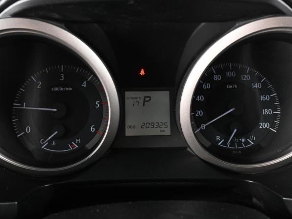 Toyota Land Cruiser Prado 150 Series Рестайлинг 1 с пробегом 2014 года, цена 3 290 000 рублей, 209325 км, внедорожник, Автокод Объявления