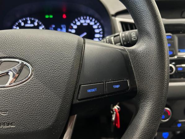 Hyundai Creta I Рестайлинг с пробегом 2021 года, цена 1 899 000 рублей, 68366 км, внедорожник, Автокод Объявления