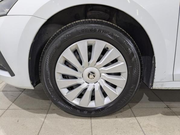 Skoda Octavia IV (A8) с пробегом 2021 года, цена 1 900 000 рублей, 167210 км, лифтбек, Автокод Объявления