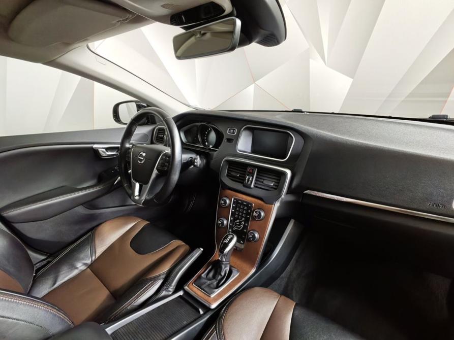 Volvo V40 Cross Country I Рестайлинг Москва  - изображение 13