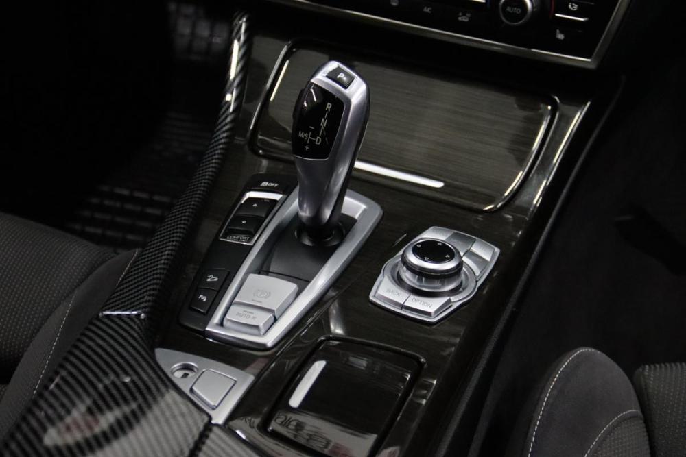 BMW 5 серии VI (F10/F11/F07) Рестайлинг Сургут  - изображение 23