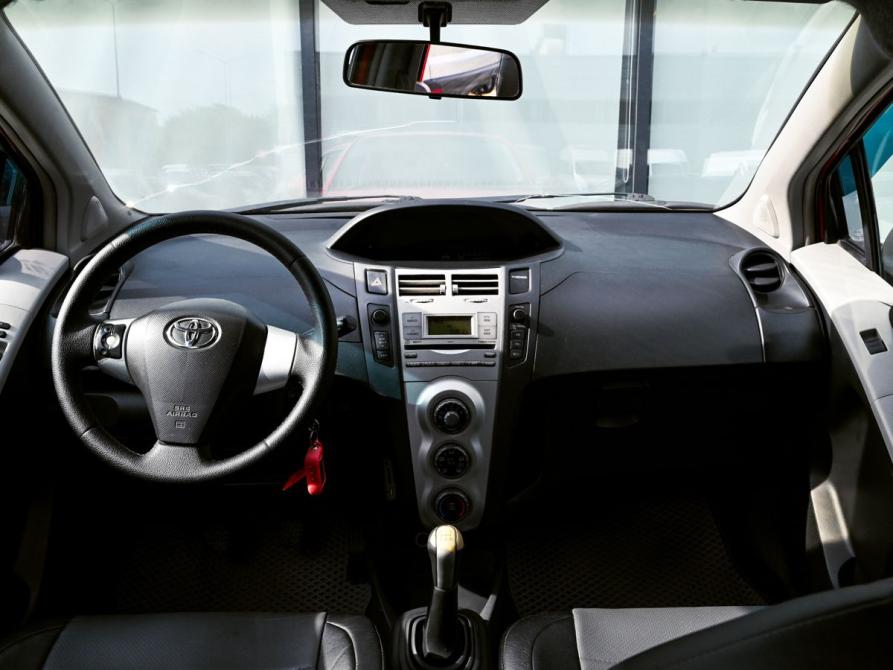 Toyota Yaris II Екатеринбург  - изображение 17