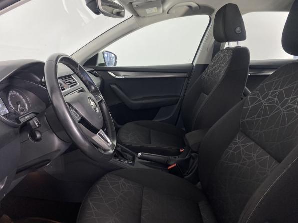 Skoda Octavia III (A7) Рестайлинг с пробегом 2018 года, цена 1 542 000 рублей, 143825 км, лифтбек, Автокод Объявления