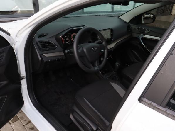 Lada (ВАЗ) Vesta I Рестайлинг (NG) с пробегом 2023 года, цена 1 215 000 рублей, 35603 км, седан, Автокод Объявления