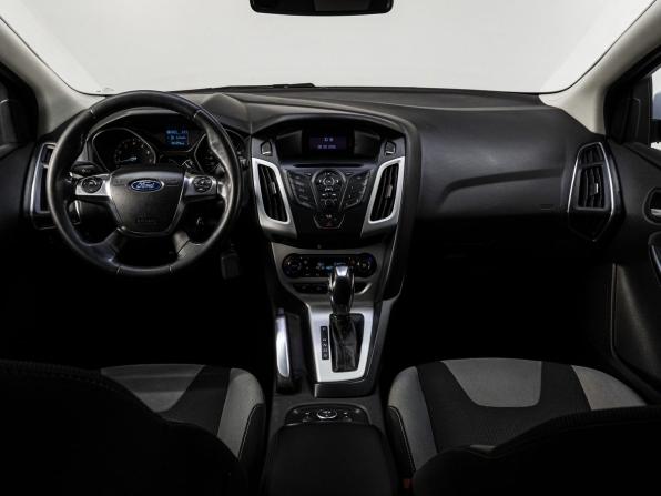 Ford Focus III с пробегом 2012 года, цена 650 000 рублей, 301199 км, хэтчбек, Автокод Объявления