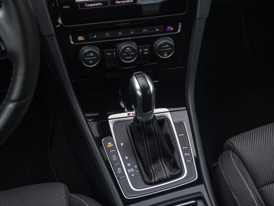 Volkswagen Golf R VII Рестайлинг Москва  - изображение 16