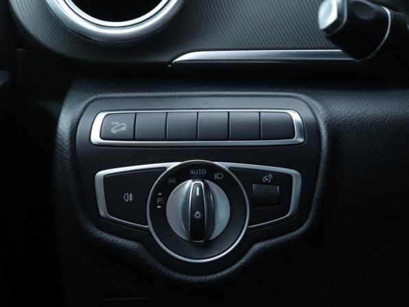 Mercedes-Benz V-Класс III (W447) с пробегом 2018 года, цена 2 860 000 рублей, 386510 км, минивэн, Автокод Объявления