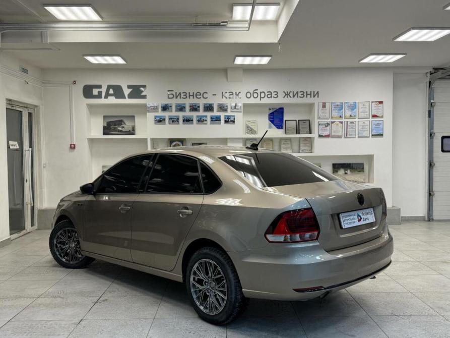 Volkswagen Polo V Рестайлинг Омск  - изображение 3