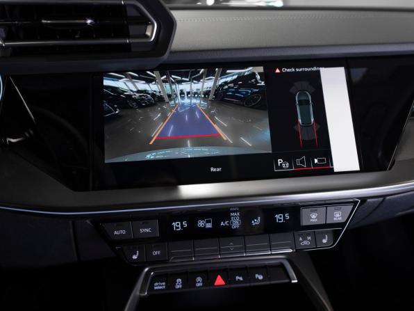 Audi A3 IV (8Y) Рестайлинг с пробегом 2025 года, цена 3 825 000 рублей, 50 км, хэтчбек, Автокод Объявления