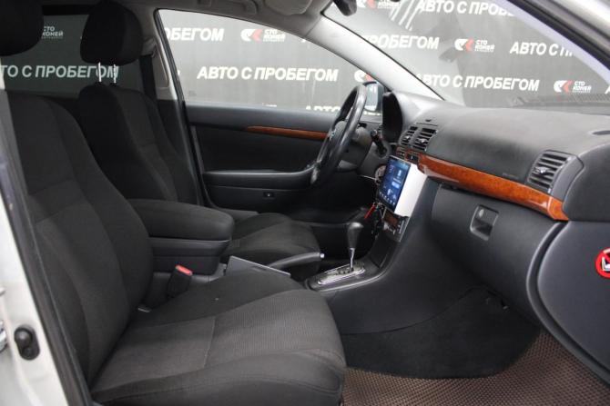 Toyota Avensis II Рестайлинг с пробегом 2008 года, цена 976 000 рублей, 213000 км, седан, Автокод Объявления
