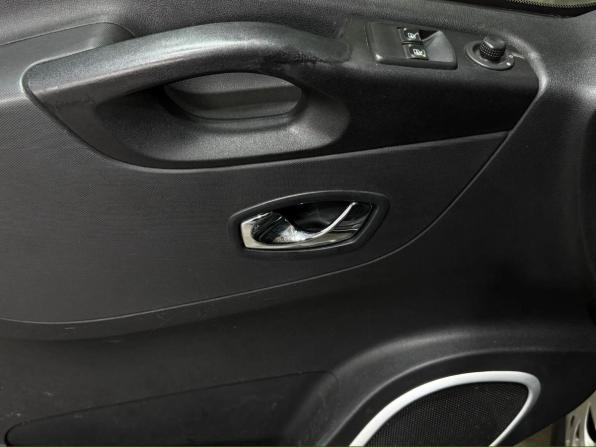 Opel Vivaro B с пробегом 2017 года, цена 1 850 000 рублей, 192002 км, минивэн, Автокод Объявления