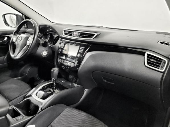 Nissan Qashqai II с пробегом 2017 года, цена 1 490 000 рублей, 139204 км, внедорожник, Автокод Объявления