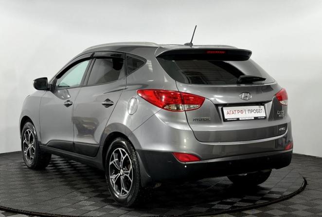 Hyundai ix35 I с пробегом 2011 года, цена 1 000 000 рублей, 297981 км, внедорожник, Автокод Объявления