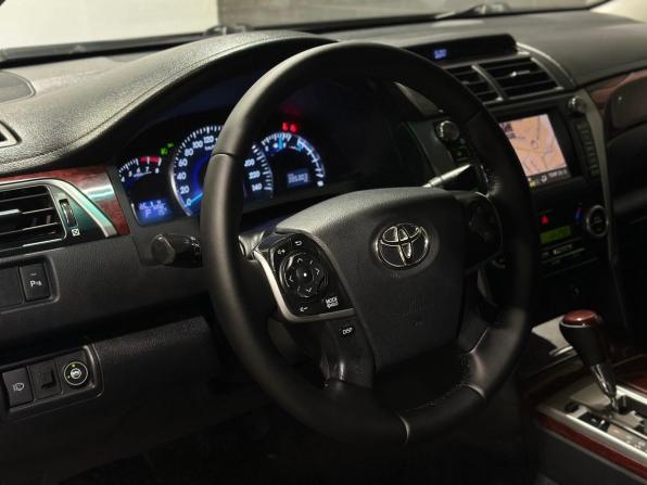 Toyota Camry VII (XV50) с пробегом 2012 года, цена 1 200 000 рублей, 395297 км, седан, Автокод Объявления