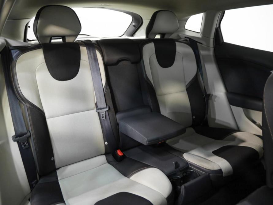 Volvo V40 Cross Country I Санкт-Петербург  - изображение 22