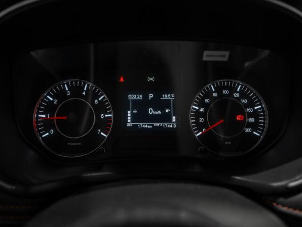 Dongfeng Fengon 500 с пробегом 2024 года, цена 1 695 000 рублей, 1744 км, внедорожник, Автокод Объявления
