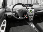 Toyota Yaris II Москва  - изображение 25