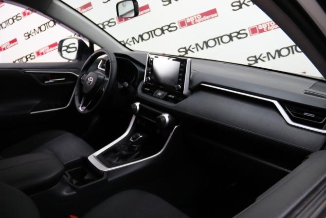 Toyota RAV4 V (XA50) с пробегом 2019 года, цена 2 795 950 рублей, 107901 км, внедорожник, Автокод Объявления