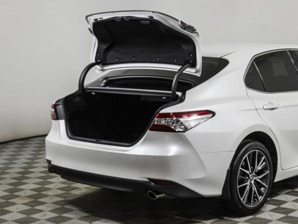 Toyota Camry VIII (XV70) Рестайлинг с пробегом 2021 года, цена 2 979 000 рублей, 80140 км, седан, Автокод Объявления