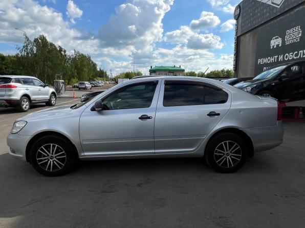 Skoda Octavia II (A5) Рестайлинг с пробегом 2013 года, цена 750 000 рублей, 257535 км, лифтбек, Автокод Объявления