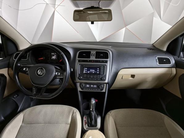 Volkswagen Polo V Рестайлинг с пробегом 2015 года, цена 820 000 рублей, 208248 км, седан, Автокод Объявления