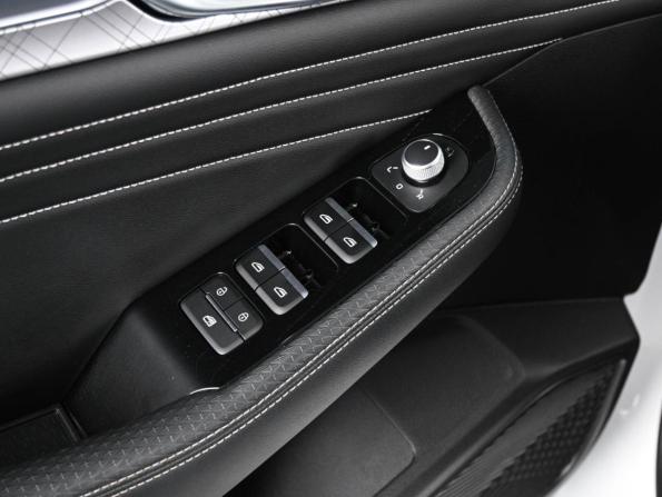 Geely Preface I (China Market) с пробегом 2022 года, цена 2 450 000 рублей, 43140 км, седан, Автокод Объявления
