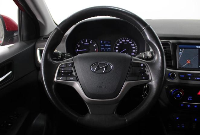 Hyundai Solaris I Рестайлинг с пробегом 2017 года, цена 1 430 000 рублей, 114356 км, седан, Автокод Объявления