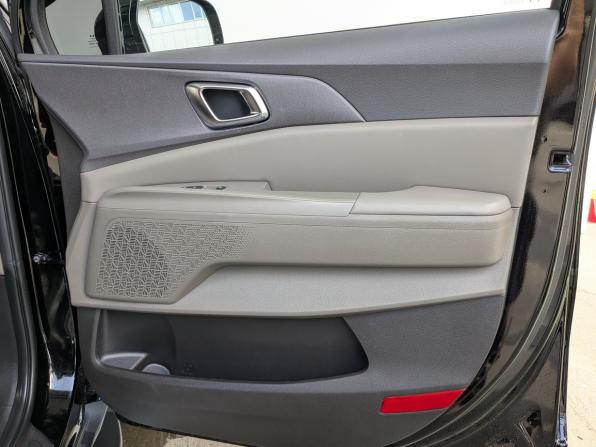 Kia Carnival IV Рестайлинг с пробегом 2024 года, цена 6 000 000 рублей, 19576 км, минивэн, Автокод Объявления