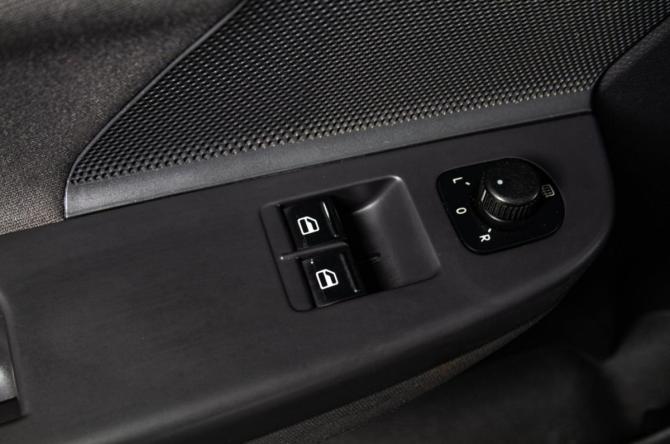 Volkswagen Golf V с пробегом 2006 года, цена 729 000 рублей, 253000 км, хэтчбек, Автокод Объявления