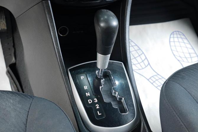 Hyundai Solaris I с пробегом 2013 года, цена 749 000 рублей, 204000 км, седан, Автокод Объявления