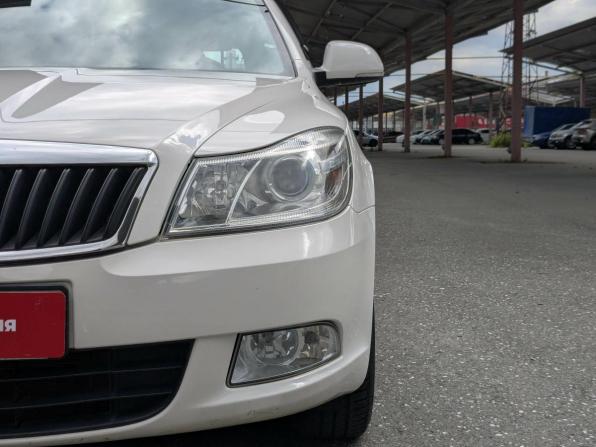 Skoda Octavia II (A5) Рестайлинг с пробегом 2013 года, цена 1 274 900 рублей, 65000 км, лифтбек, Автокод Объявления