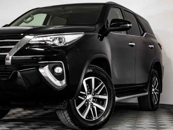 Toyota Fortuner II с пробегом 2017 года, цена 3 499 000 рублей, 126468 км, внедорожник, Автокод Объявления