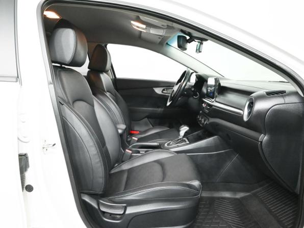 Kia K3 II с пробегом 2021 года, цена 2 250 000 рублей, 49689 км, седан, Автокод Объявления
