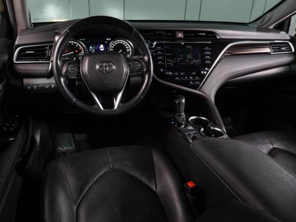 Toyota Camry VIII (XV70) с пробегом 2021 года, цена 3 199 000 рублей, 93774 км, седан, Автокод Объявления