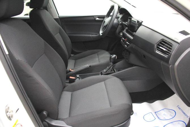 Volkswagen Polo VI с пробегом 2021 года, цена 1 558 000 рублей, 74141 км, лифтбек, Автокод Объявления