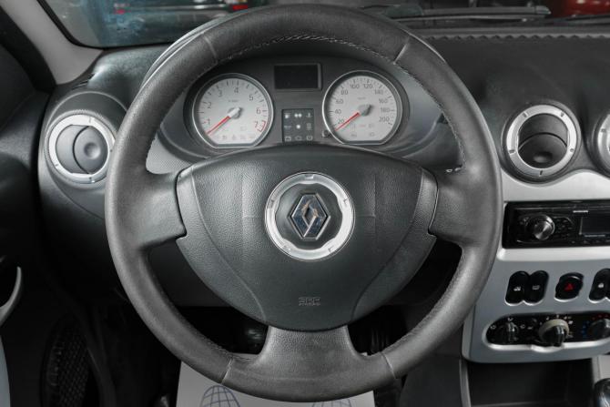 Renault Logan I Рестайлинг с пробегом 2011 года, цена 499 000 рублей, 180000 км, седан, Автокод Объявления