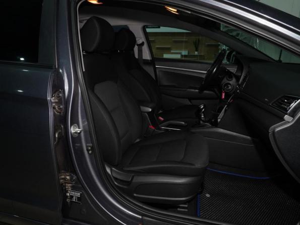 Hyundai Elantra VI (AD) с пробегом 2018 года, цена 998 000 рублей, 205887 км, седан, Автокод Объявления