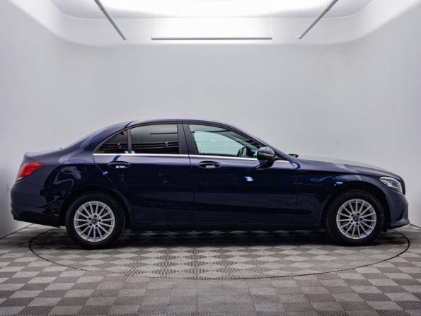 Mercedes-Benz C-Класс IV (W205) Рестайлинг с пробегом 2018 года, цена 2 459 000 рублей, 96348 км, седан, Автокод Объявления