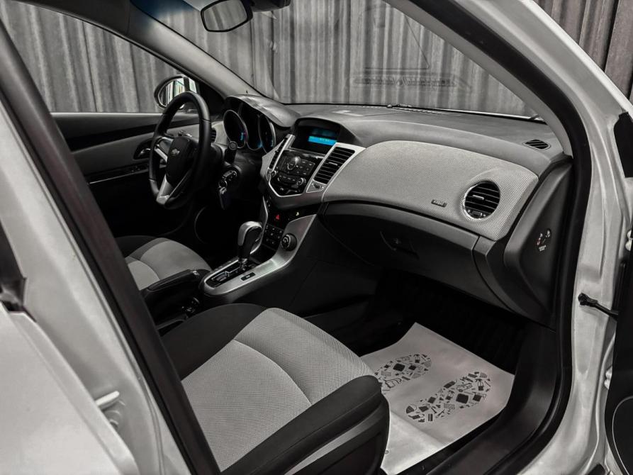Chevrolet Cruze I Красноярск  - изображение 12