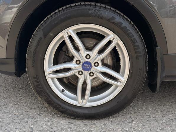 Ford Kuga II Рестайлинг с пробегом 2016 года, цена 1 676 000 рублей, 97425 км, внедорожник, Автокод Объявления