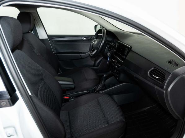 Volkswagen Polo VI с пробегом 2022 года, цена 1 766 000 рублей, 32594 км, лифтбек, Автокод Объявления