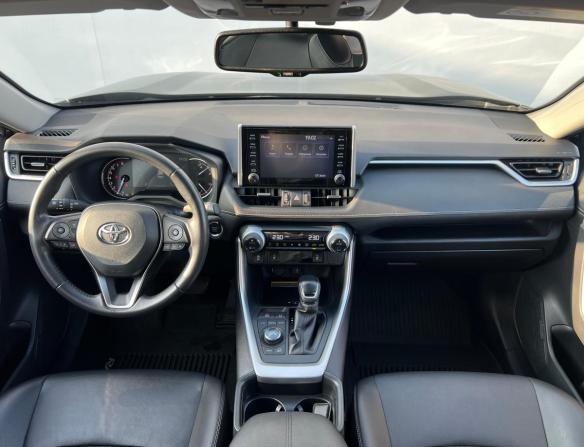 Toyota RAV4 V (XA50) с пробегом 2021 года, цена 3 450 000 рублей, 34116 км, внедорожник, Автокод Объявления