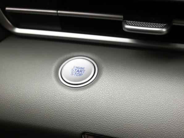 Hyundai Elantra VII (CN7) с пробегом 2022 года, цена 2 160 000 рублей, 54510 км, седан, Автокод Объявления
