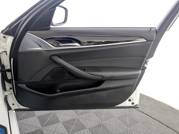 BMW 5 серии VII (G30/G31/G38) с пробегом 2020 года, цена 3 680 000 рублей, 104500 км, седан, Автокод Объявления